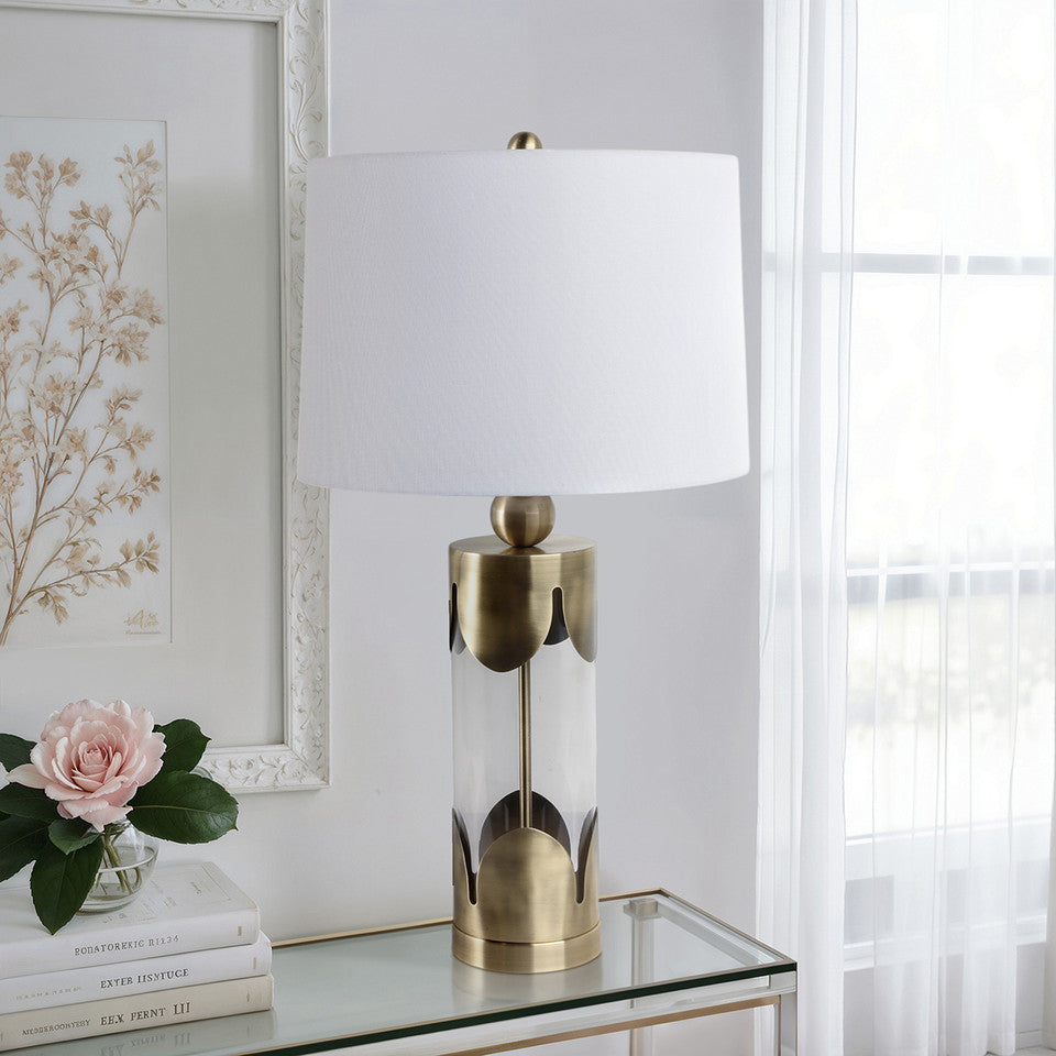 Scallop Border Lamp