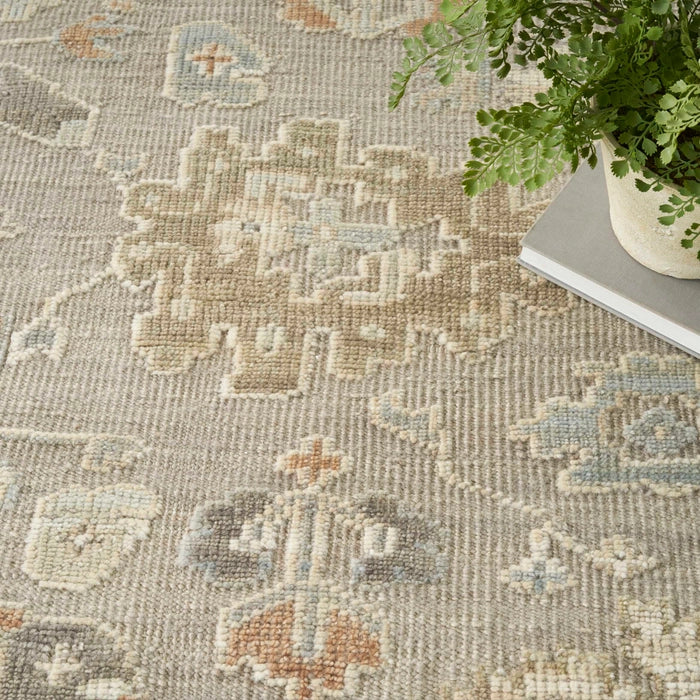 WHISPERS (Taupe)